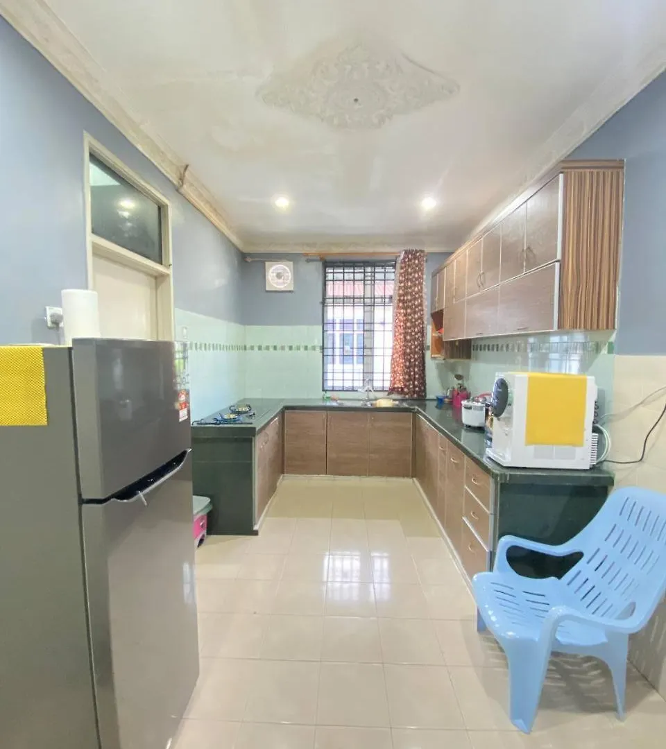 Homestay Loveina Bertam Kepala Batas